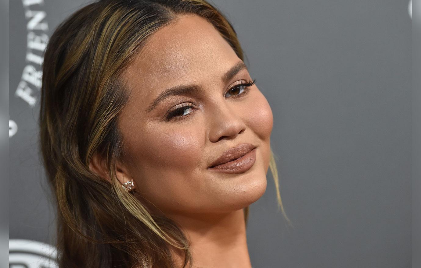 Chrissy teigen slams oscar nominee 6