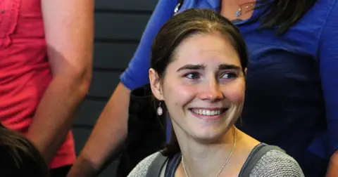Amanda Knox Admits She Was 'Stripped Naked & Photographed' In Prison