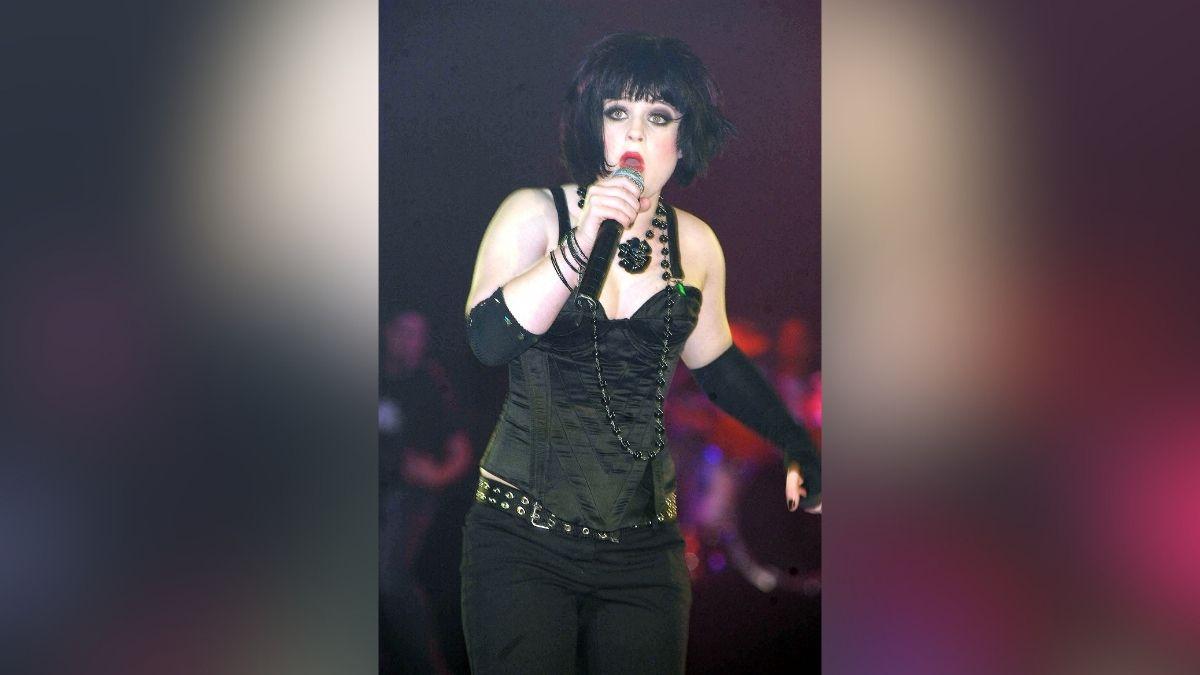 kelly osbourne dramatic transformation before after photos