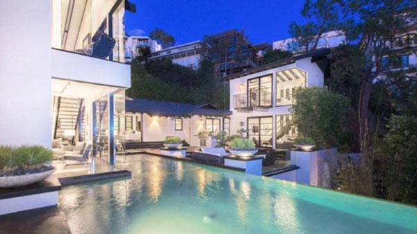 Calvin harris hollywood home sale taylor swift 03