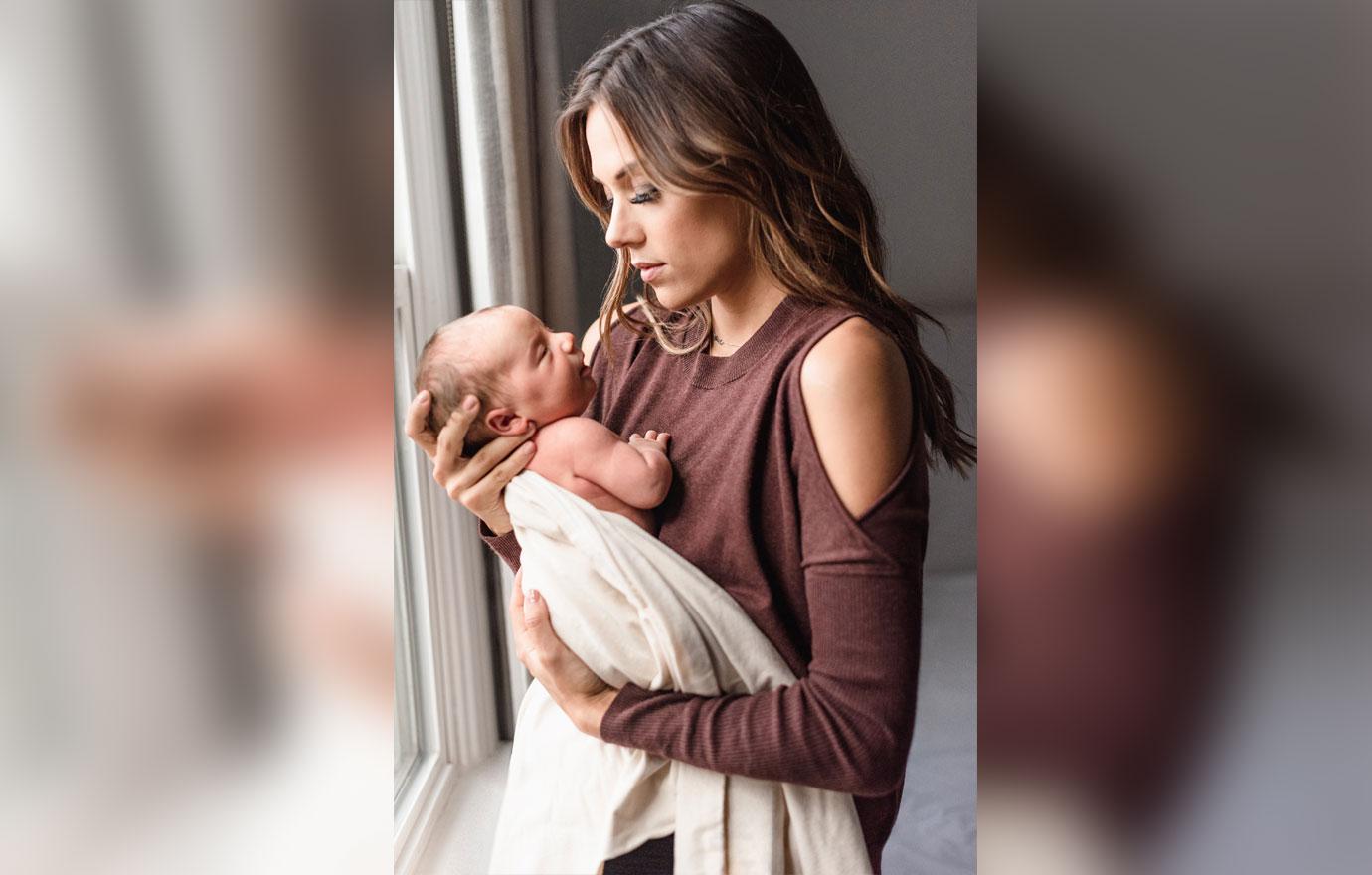 ** PREMIUM EXCLUSIVE RATES APPLY ** first photos of Jana Kramer and Husband Mike Caussin with their newborn baby!