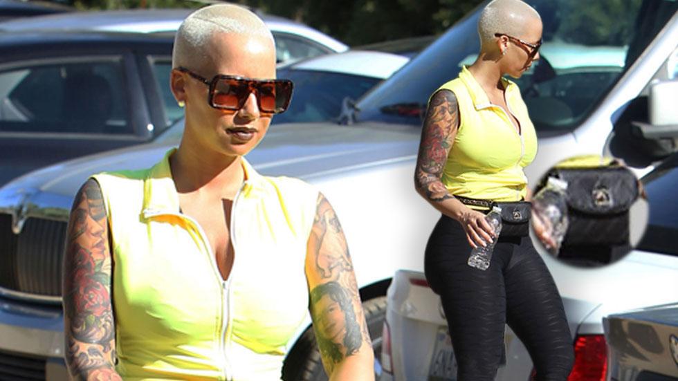 Amber rose hiking 06