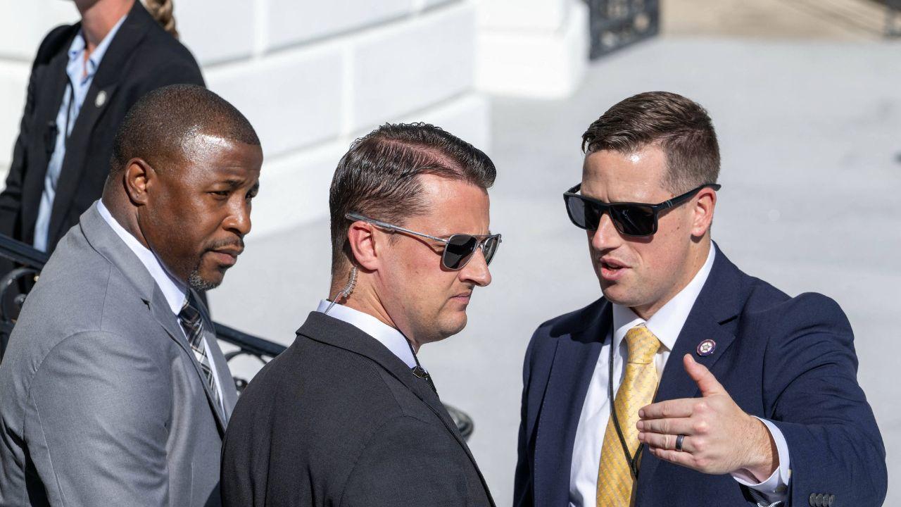 Image of secret service agents