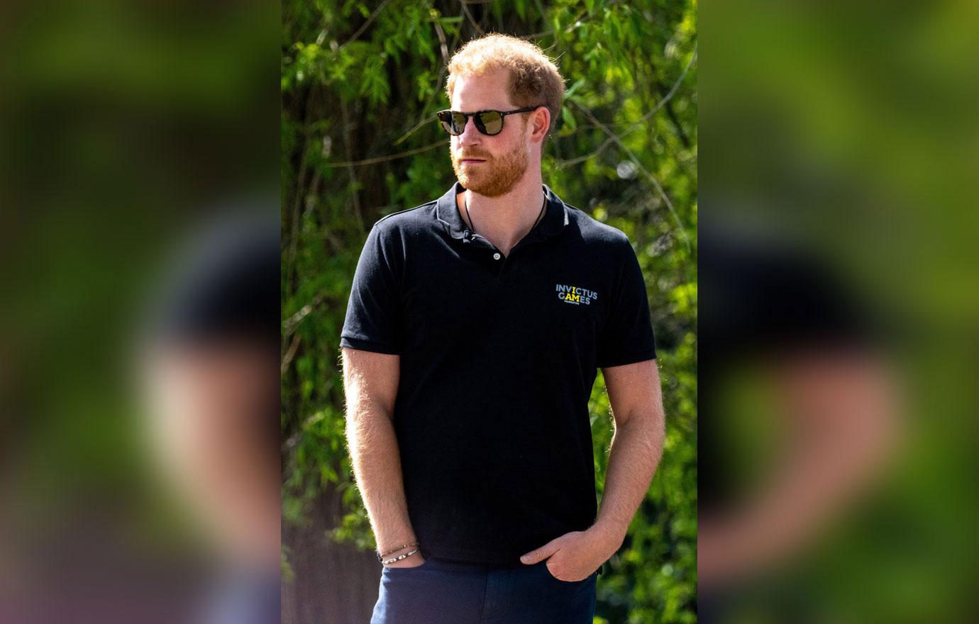 fans slam prince harry skipping live appearance pre taping late show