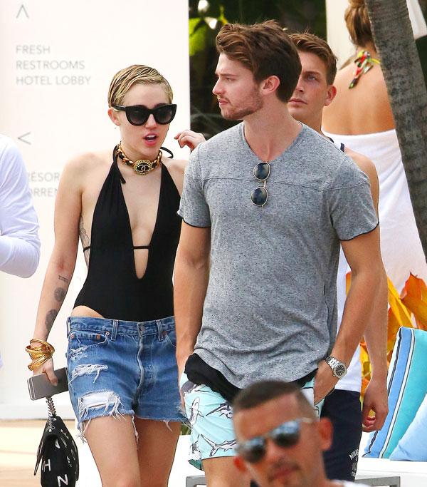 Miley cyrus dating shaun white splash