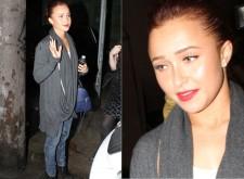 2010__02__Hayden_Panettiere_Feb25_0410 225&#215;165.jpg