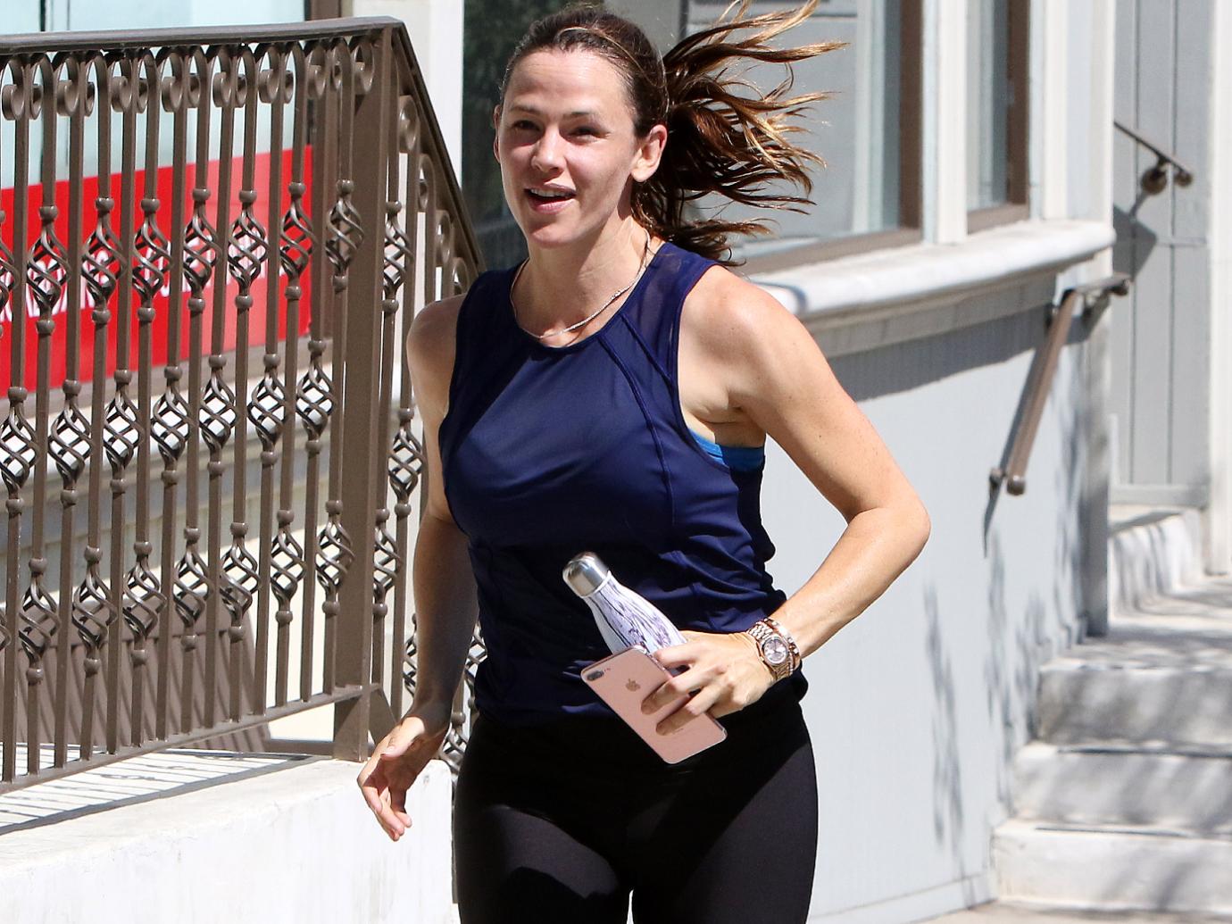 //celebrity fitness jennifergarner