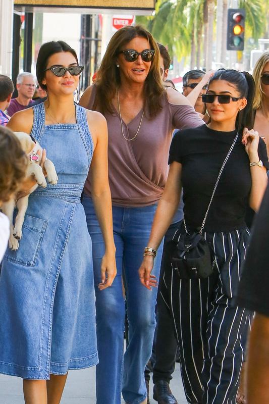 *EXCLUSIVE* Caitlyn Jenner spends times with her daughters on Father&#8217;s Day