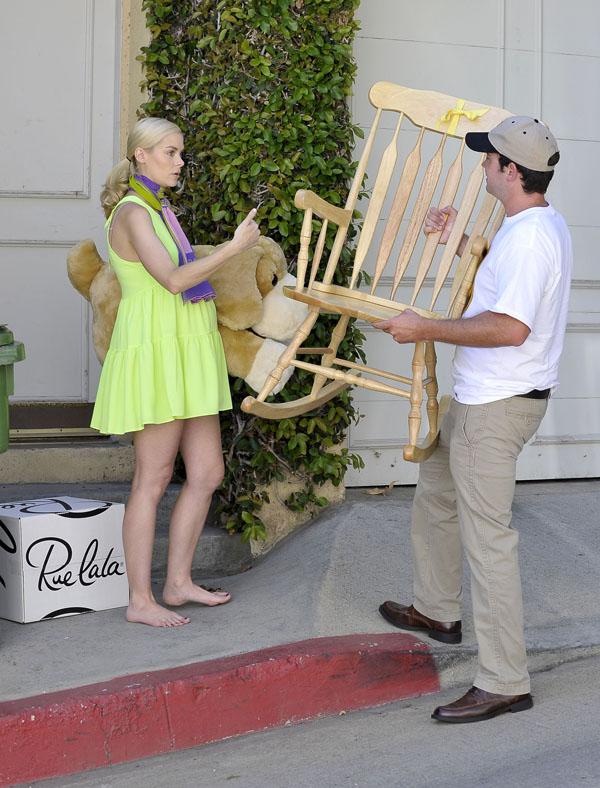 Jaime King Receives Baby Delivery from Rue La La - Beverly Hills, CA