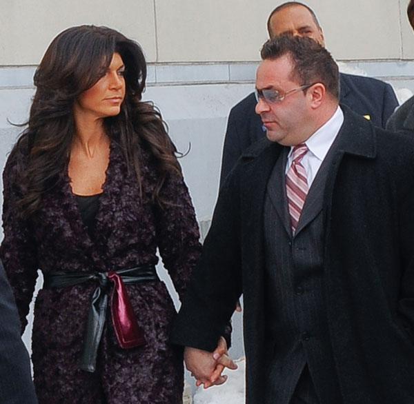 Report Joe Giudice Cheated On Teresa With Model Weeks Before She Reported To Prison