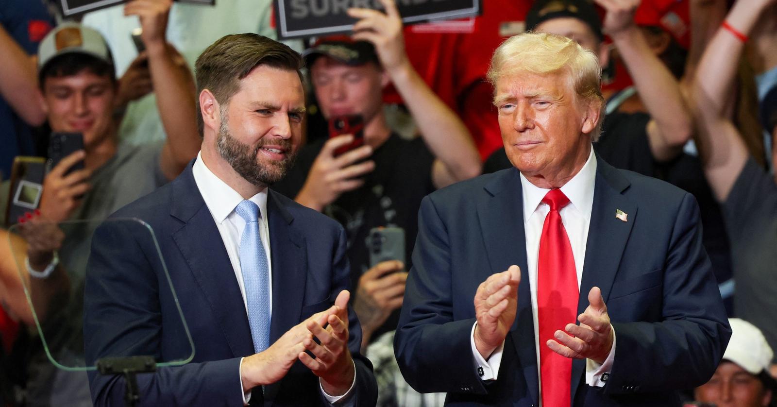 J.D. Vance's Bombshell Emails Bashing Donald Trump Leaked