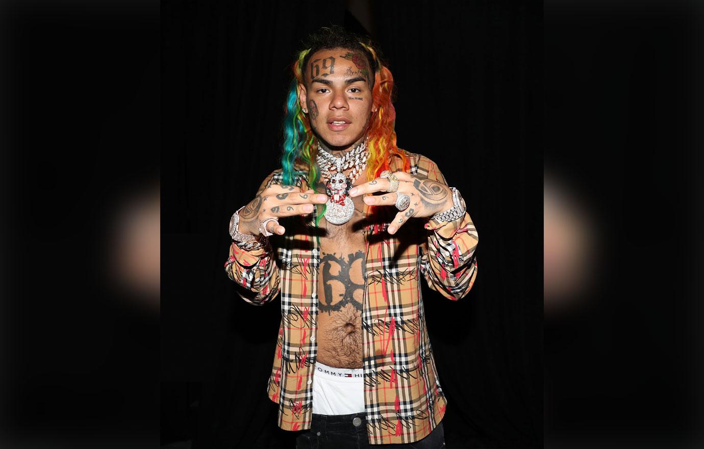 Tekashi Daughter Christmas 6