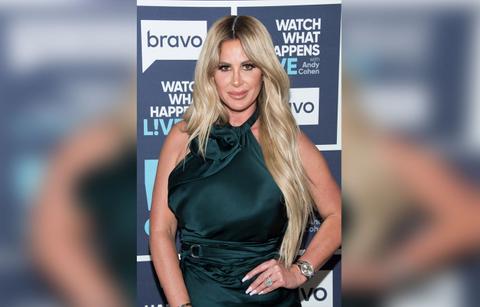 Kim Zolciak Makes Her Daughter Go Nearly Nude Online