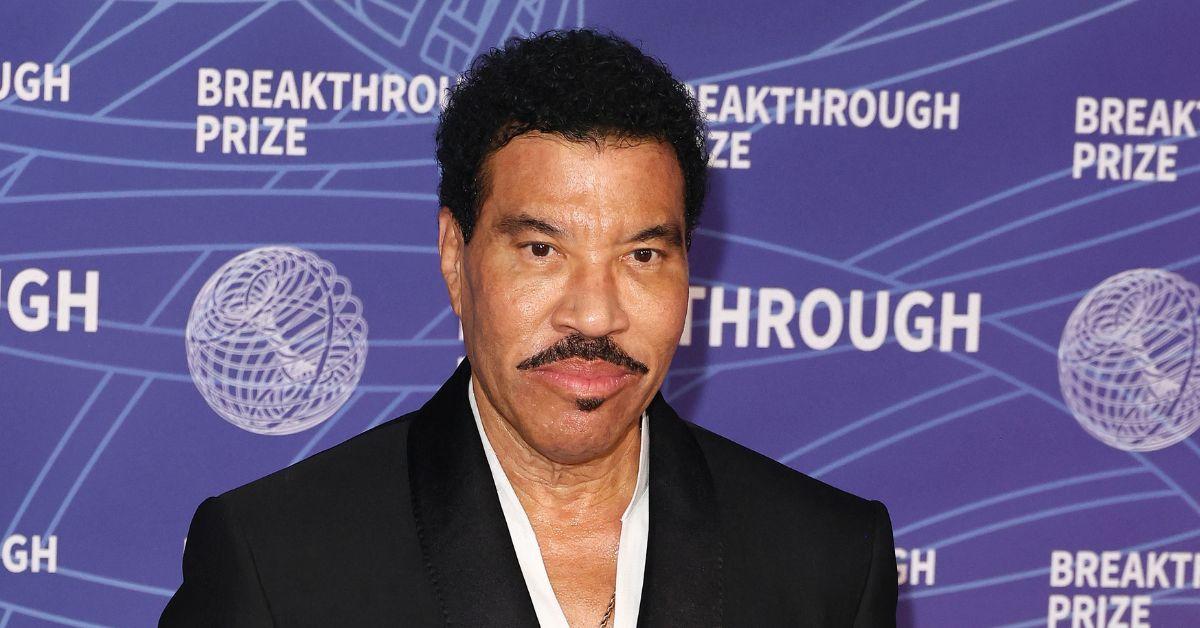 lionel richie postpones shows