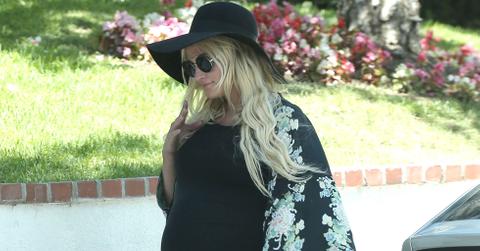 Exclusive… Jessica Simpson & Family Attend A Birthday Party