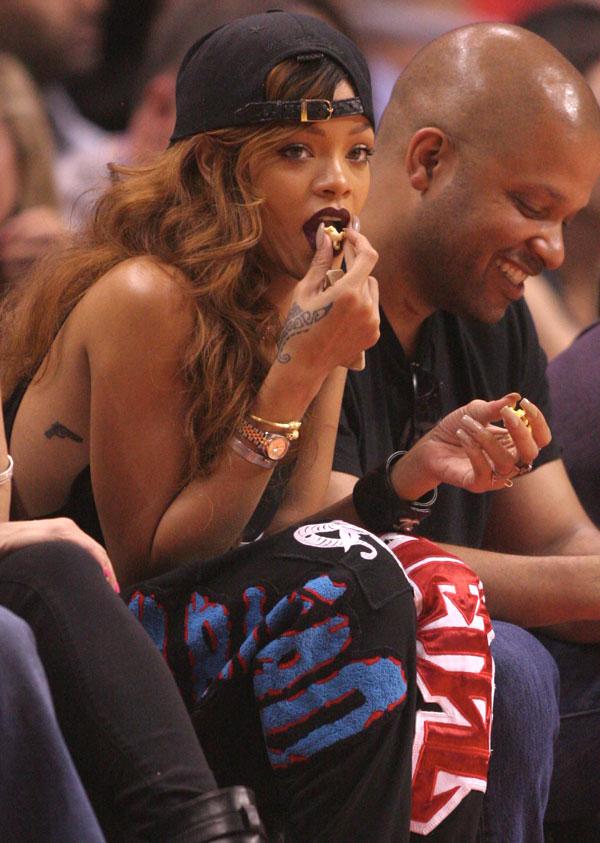 Rihanna Eating