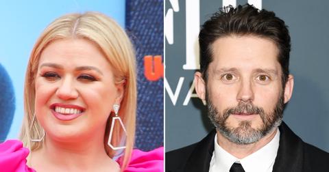 kelly clarkson felt estranged husband brandon blackstock using her money ok