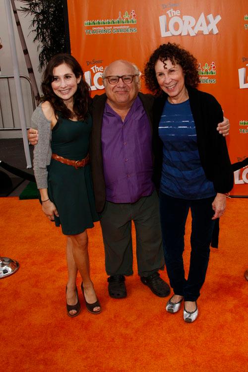 Danny devito rhea pearlman lorac feb20 018_ _1.jpg