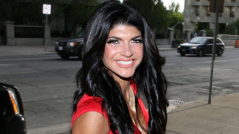 Teresa giudice released prison first photo leaving jail