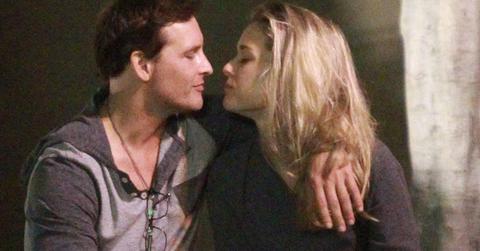 *EXCLUSIVE* Peter Facinelli has a nice PDA make out session with a mystery blonde at Pinz