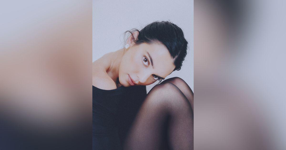 Image of Kendall Jenner modeled for Calzedonia.