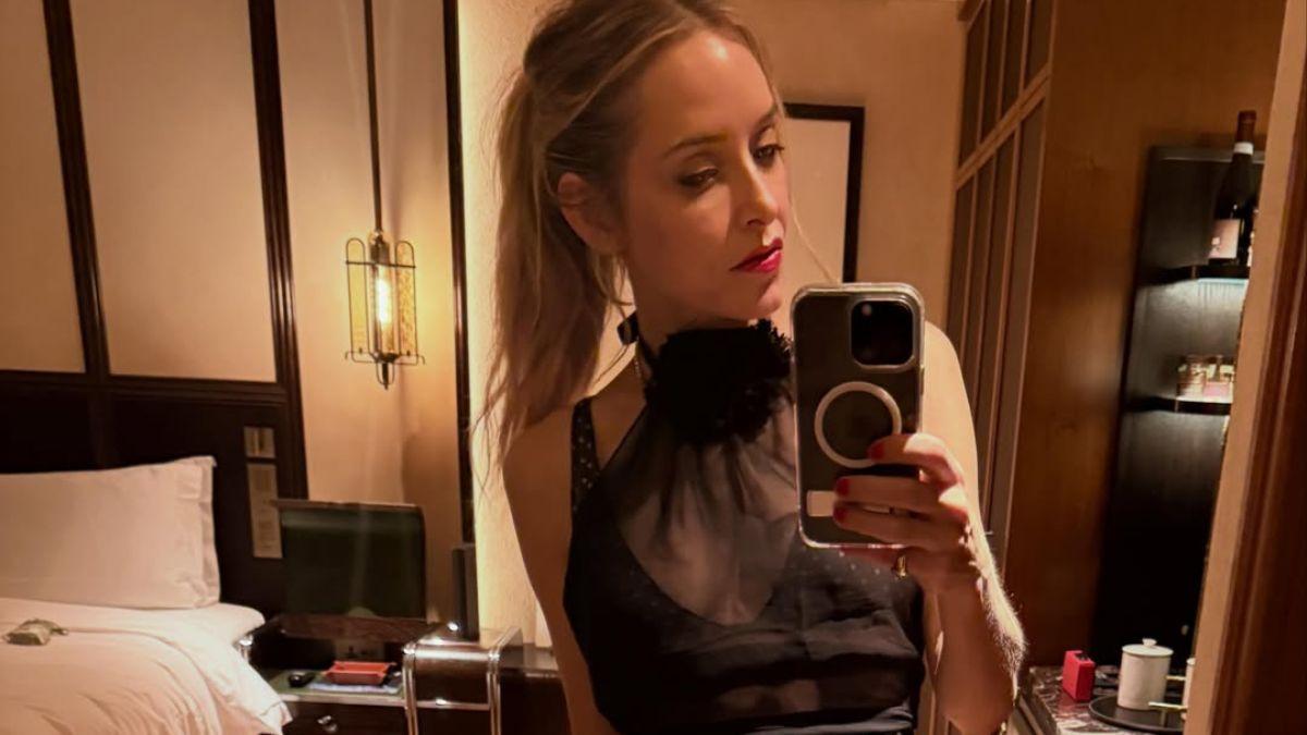 Image of Jenny Mollen revealed her son wants her undivided attention.
