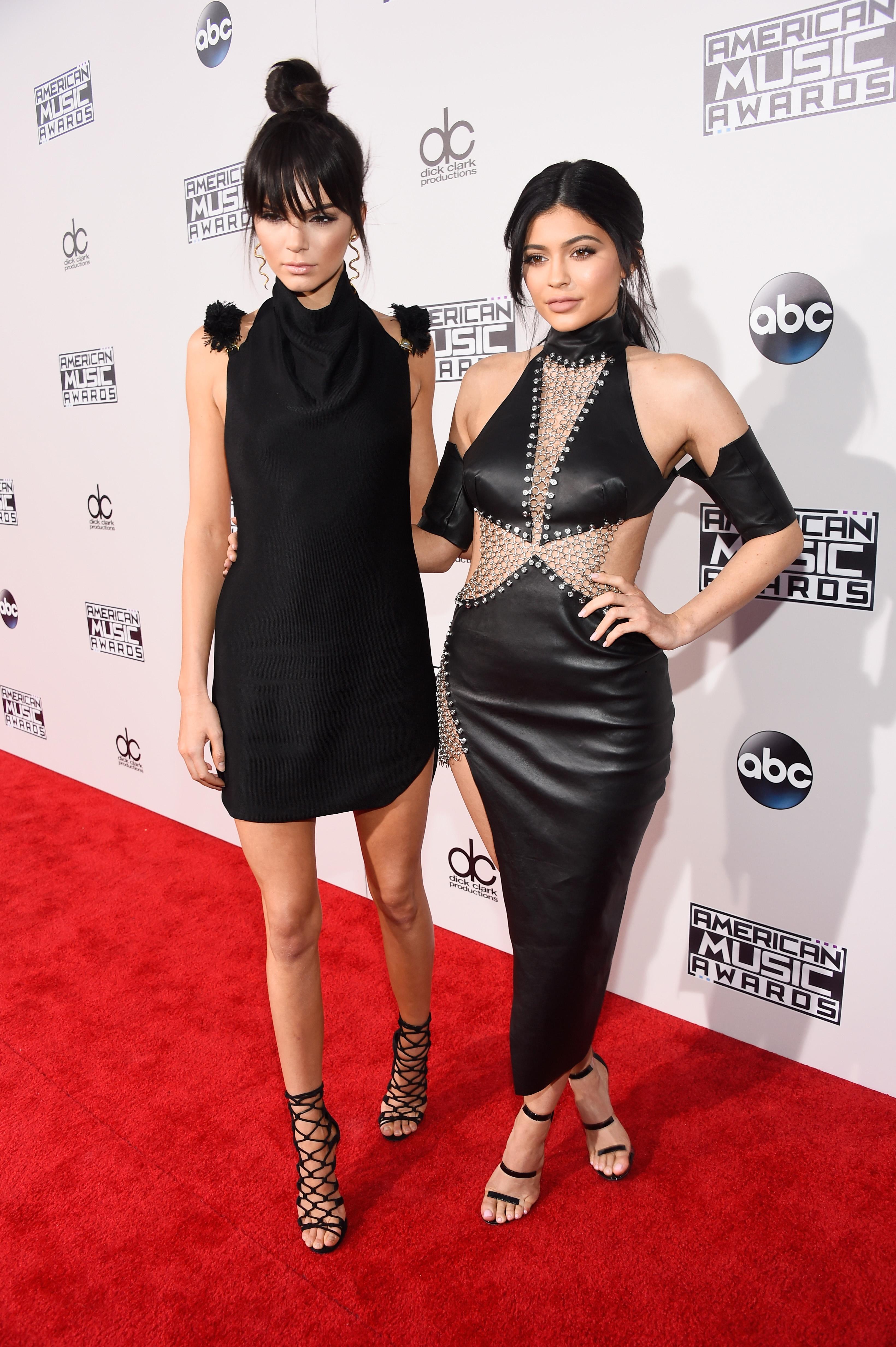 2015 American Music Awards &#8211; Red Carpet