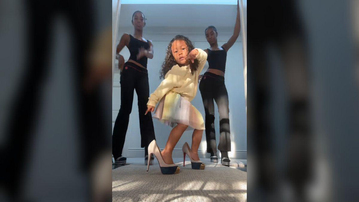 Photo of Sean 'Diddy' Combs' twin daughters joined their youngest sibling for an adorable dancing video. 