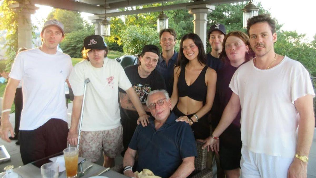 nicola peltz parents meet nelson claudia peltz