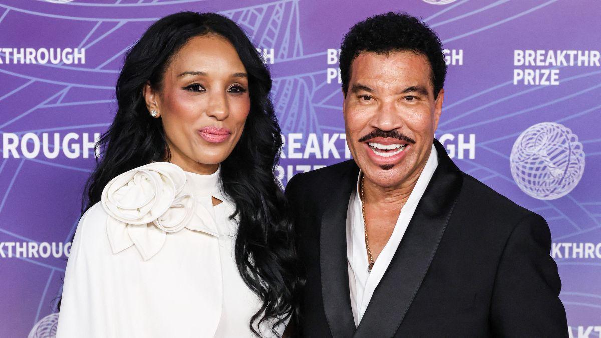 lionel richie family girlfriend ex wives kids