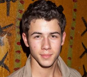 2011__09__Nick Jonas Sept7newsbt 284×300.jpg