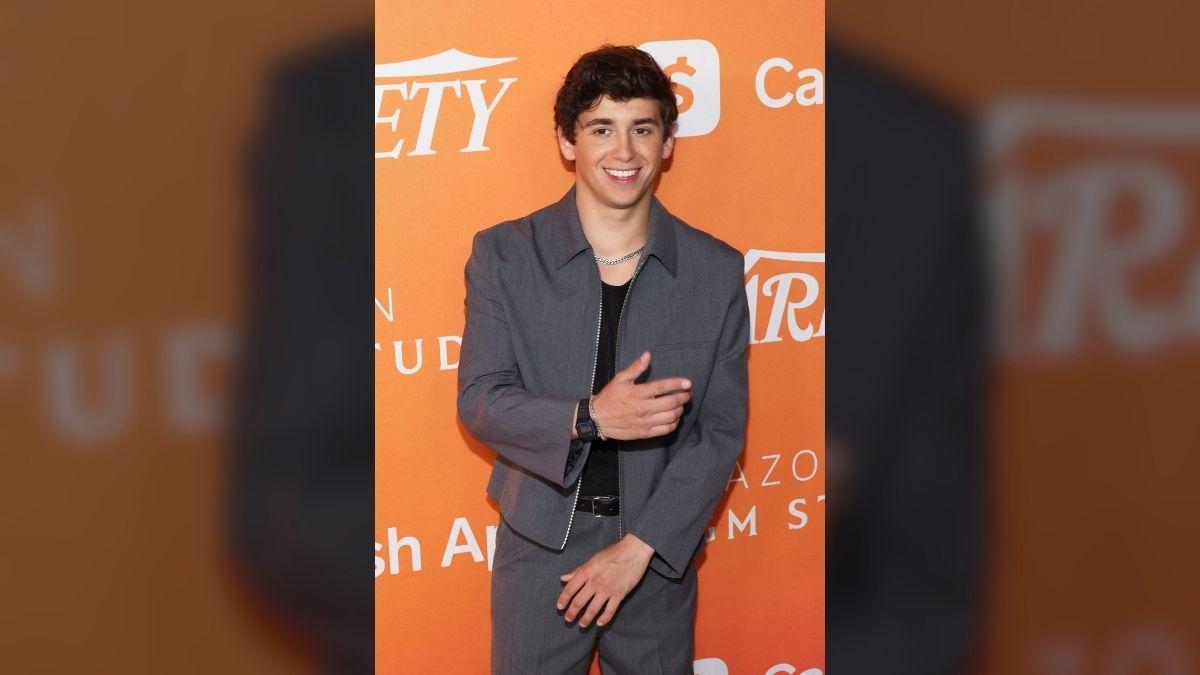 Image of Martha Stewart did not entertain Marcello Hernández's flirtation.