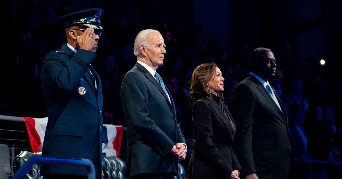 Image of Kamala Harris still keeps in touch with Joe Biden.