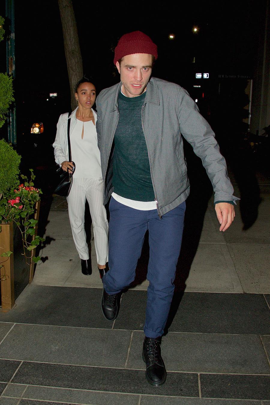 Robert pattinson fka twigs engagement ring 03