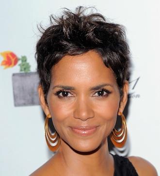 Halle_berry_2_feb26.jpg