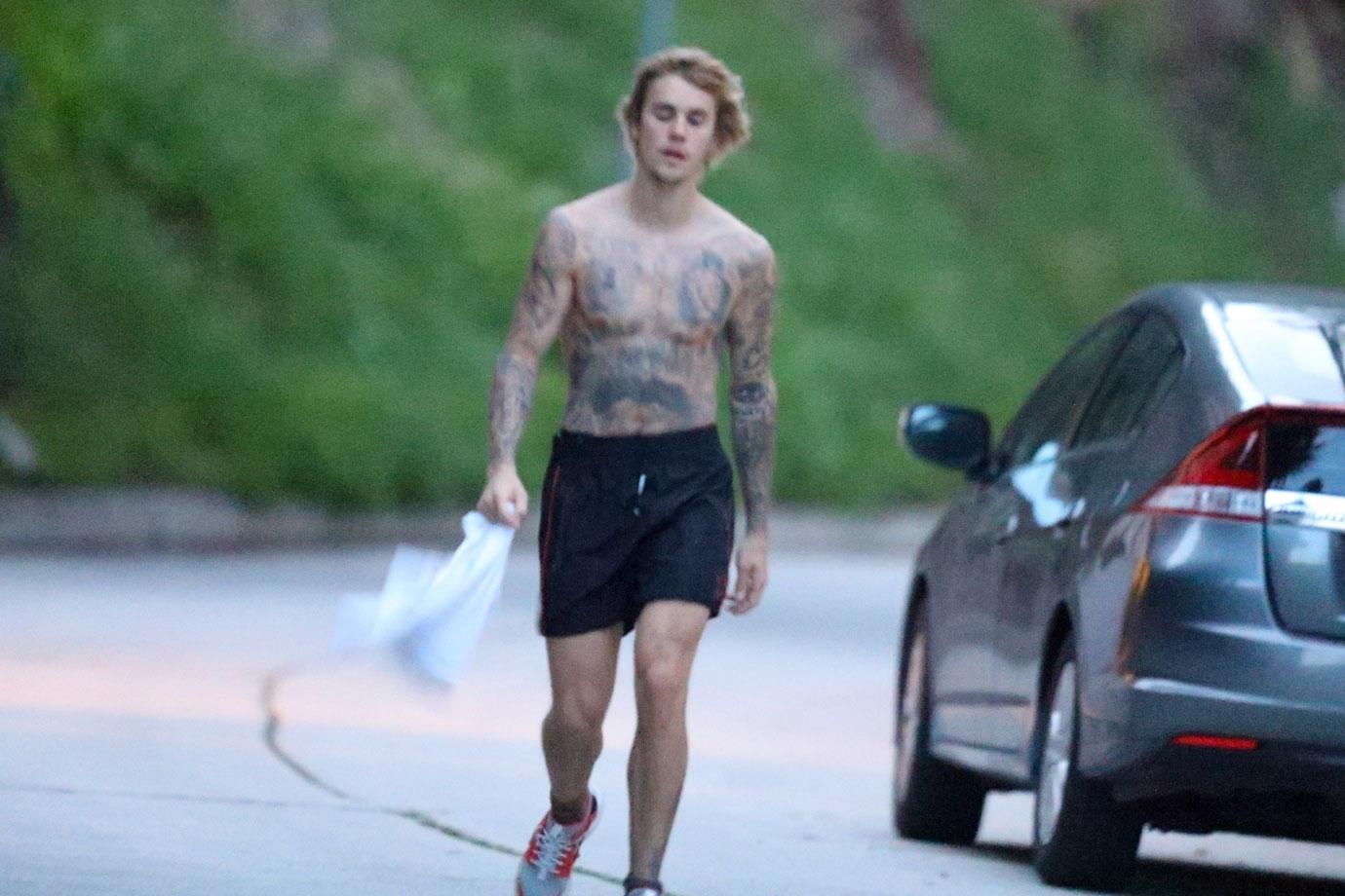 Justin bieber shirtless