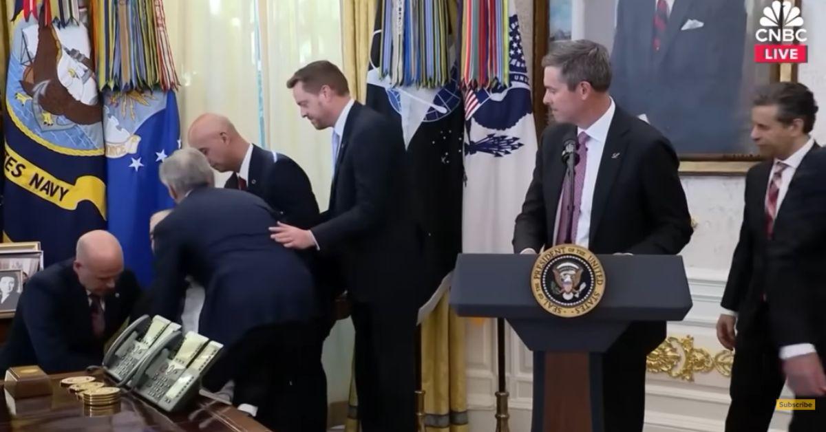 image of Dr. Mehmet Oz praised Donald Trump for showing kindness during a medical emergency.