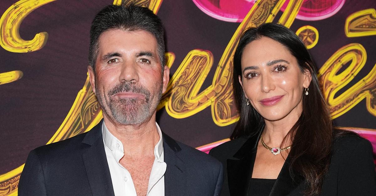 image of The pair are engaged. 