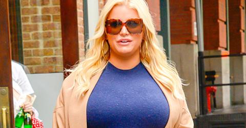 Pregnant jessica simpson in soho nyc pics