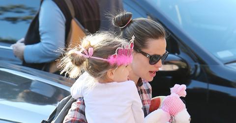 Ok_011813_photo jen garner seraphina ballet class