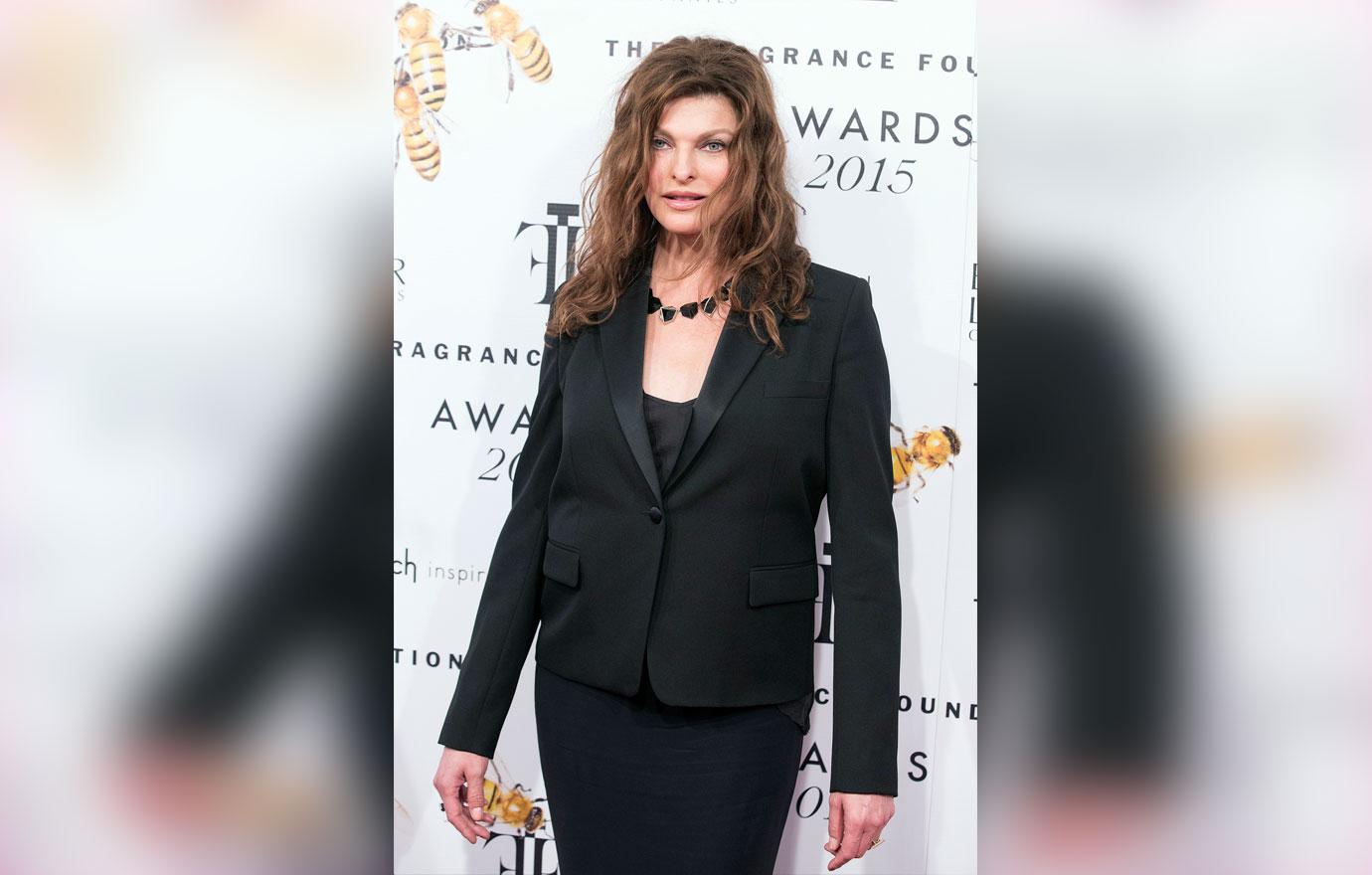 linda evangelista cover girl after botched facial surgery