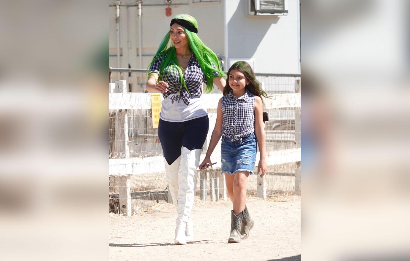 farrah-abraham-daughter-sophia-cursing-video-pumpkin-patch-photos