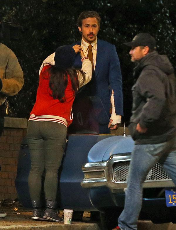 Ryan gosling on set nice guys