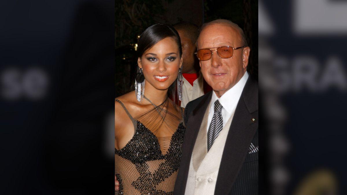 image of Clive Davis 
