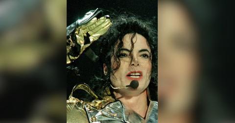 Photo of Michael Jackson.