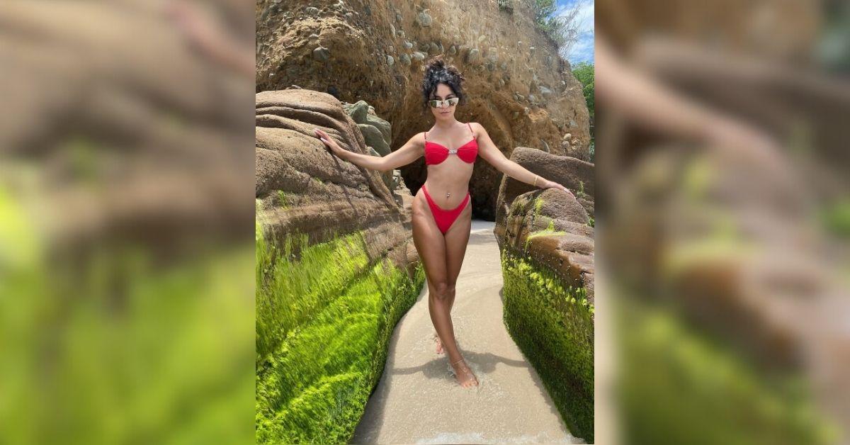 vanessa hudgens steamiest bikini photos
