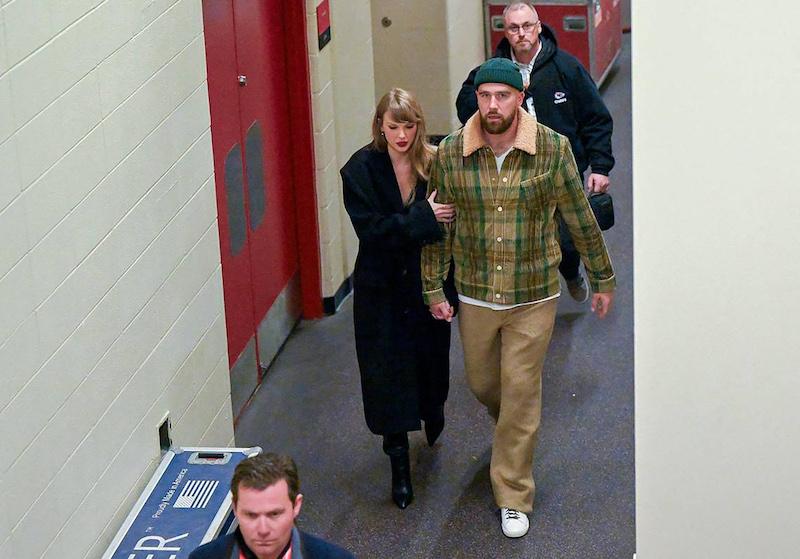 taylor swift arrives super bowl