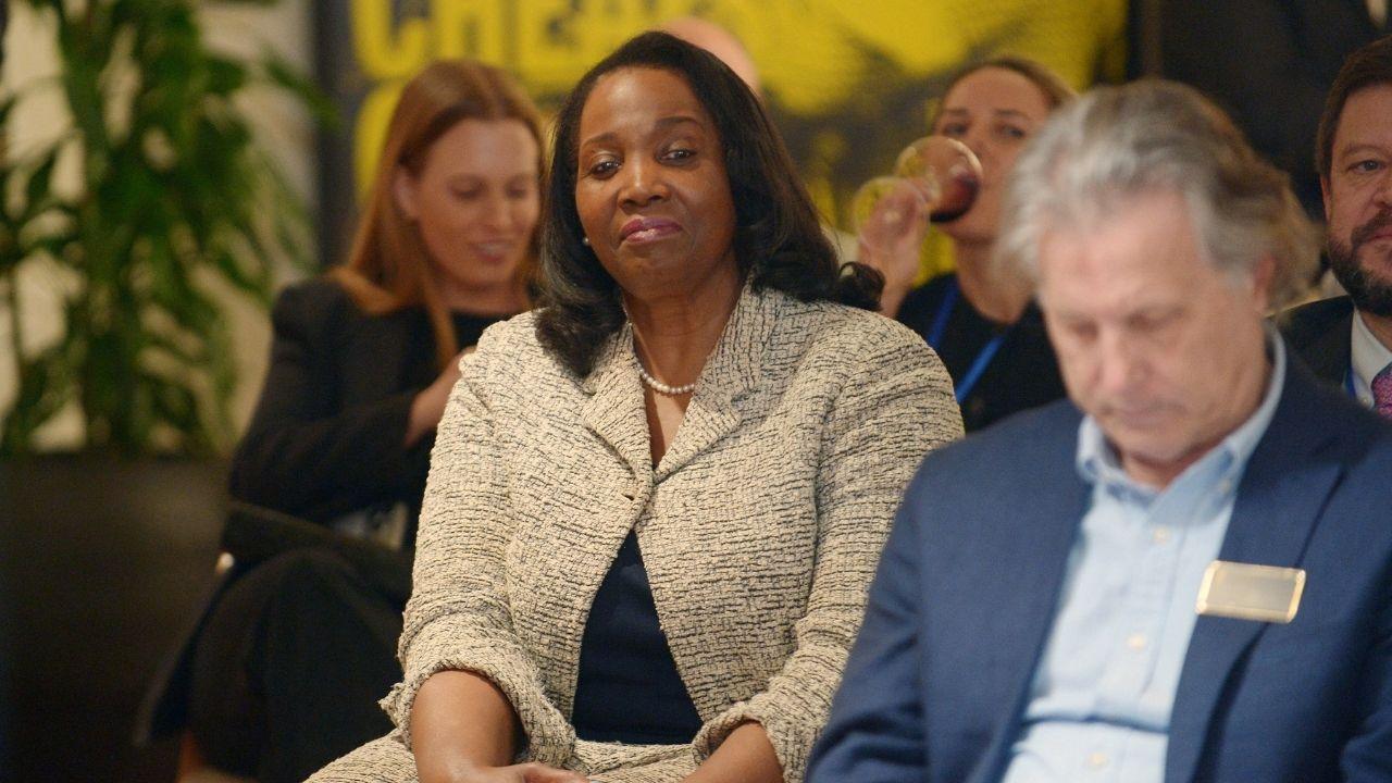 Image of the Supreme Court allowed Lisa Cook to remain in her position while her legal challenges continues.