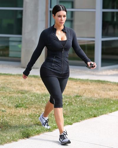 Gym Kim! Kim Kardashian’s Workout Routine Revealed By Trainer, Plus Her ...