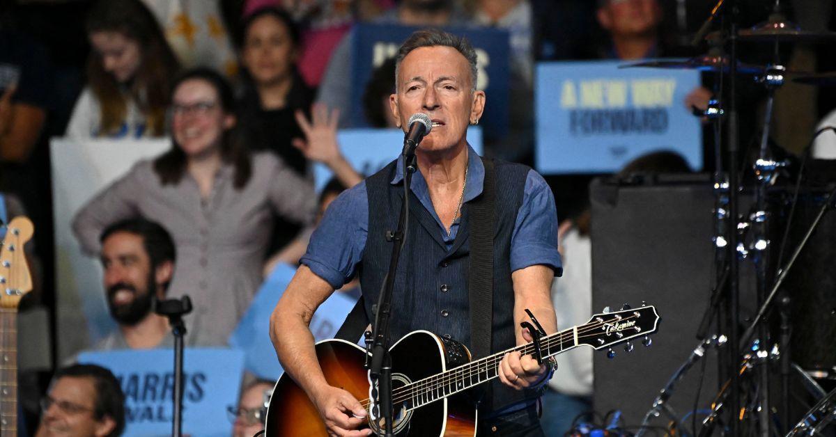 springsteen deliver me from nowhere biopic fact check